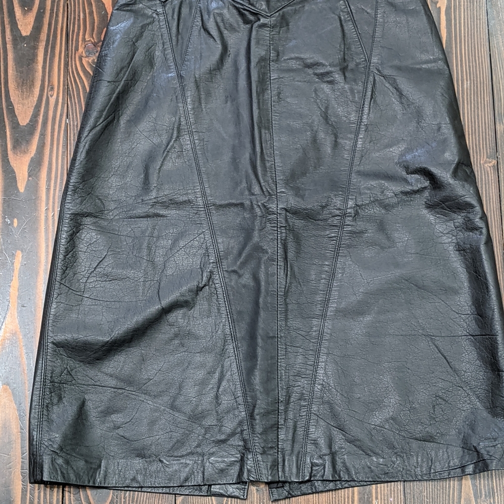 Vintage size 12 Black Leather pencil Skirt.